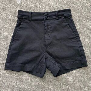 Everlane Way-High Short in Black Size 6